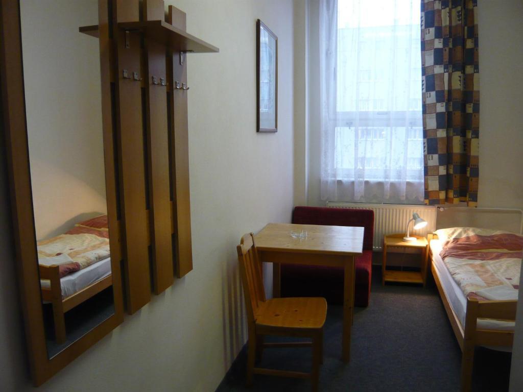 Hotel Hasa Praha Ruang foto